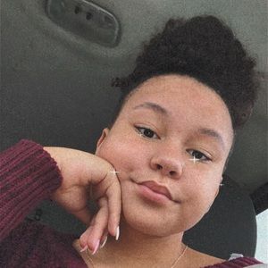 Meet your Posher, Pey